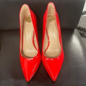 Red pointie heels